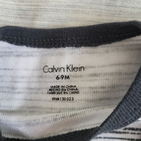 Boys Calvin Klein Onesies (set of 2) - Picture 4 of 7